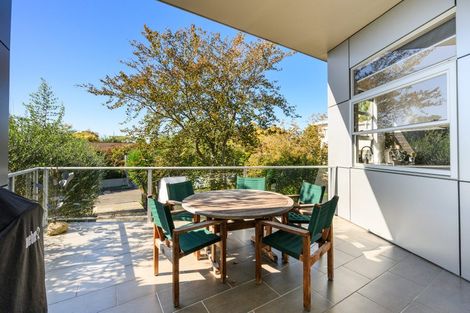 Photo of property in 1 Kensington Mews, Hokowhitu, Palmerston North, 4410
