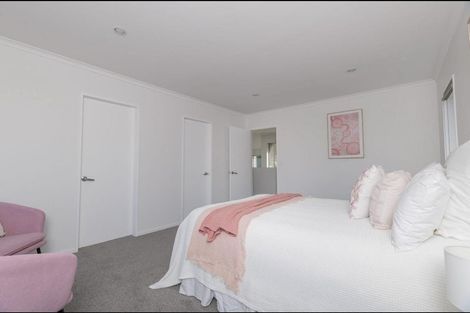 Photo of property in 24 Melksham Drive, Churton Park, Wellington, 6037