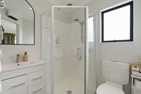 Photo of property in 60 Abilene Crescent, Churton Park, Wellington, 6037