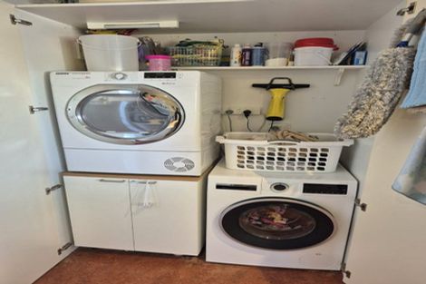 Photo of property in 21 Seaview Road, Brighton, Dunedin, 9035
