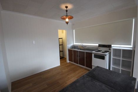 Photo of property in 48 Sheffield Street, Awapuni, Palmerston North, 4412