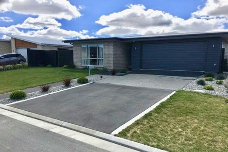 Photo of property in 5 Longcot Drive, Rolleston, 7615