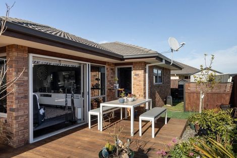 Photo of property in 30 Gibson Place, Papamoa Beach, Papamoa, 3118