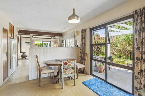 Photo of property in 87 Golf Road, Paraparaumu Beach, Paraparaumu, 5032