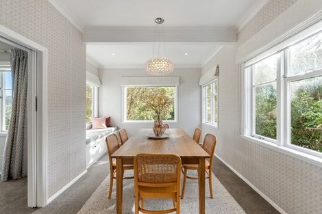 Photo of property in 7 Albemarle Road, Northland, Wellington, 6012