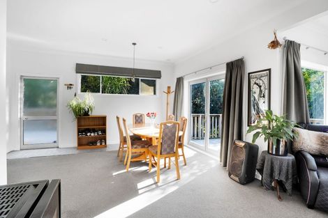 Photo of property in 96 Bayly Road, Blagdon, New Plymouth, 4310