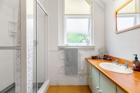 Photo of property in 46 Albert Road, Devonport, Auckland, 0624