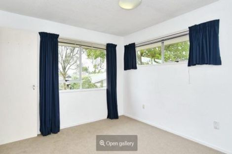 Photo of property in 10 Rachel Place, Avonhead, Christchurch, 8042