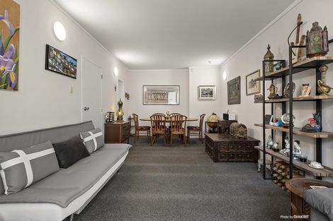 Photo of property in Hobson Court Flats, 33/70u Hobson Street, Thorndon, Wellington, 6011