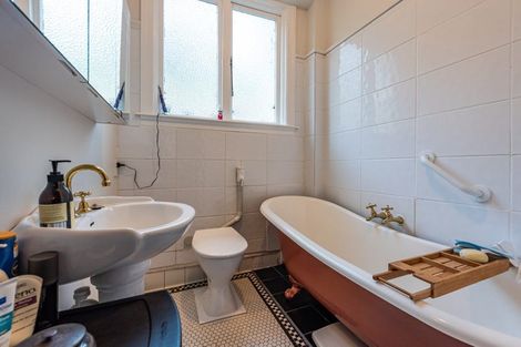 Photo of property in 246u2 Oriental Parade, Oriental Bay, Wellington, 6011