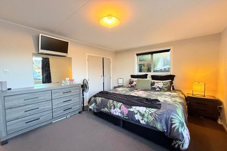 Photo of property in 161 Orangi Kaupapa Road, Northland, Wellington, 6012