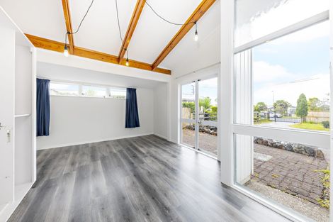 Photo of property in 81 Friedlanders Road, Manurewa, Auckland, 2102