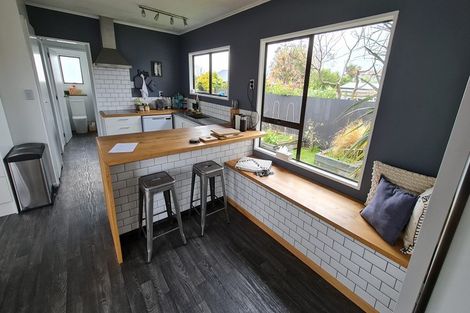 Photo of property in 14 Peckham Lane, Woolston, Christchurch, 8062