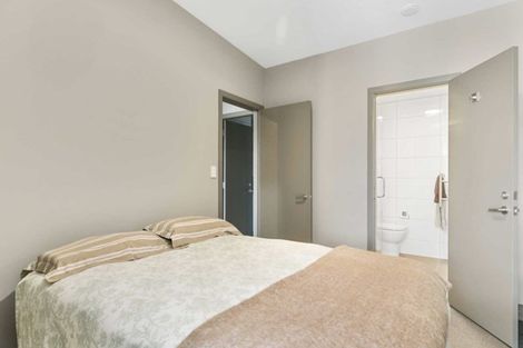 Photo of property in Canvas Apartments, 18/307u Willis Street, Te Aro, Wellington, 6011