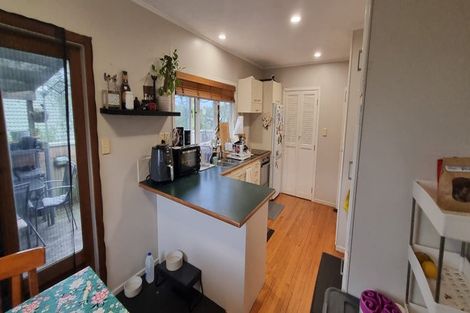 Photo of property in 17c Arran Road, Browns Bay, Auckland, 0630