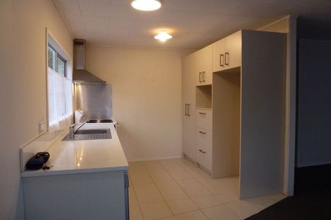 Photo of property in 9 Silverstone Place, Henderson, Auckland, 0612