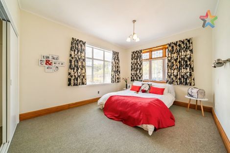 Photo of property in 28 Lincoln Avenue, Tawa, Wellington, 5028