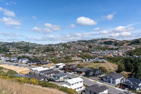 Photo of property in 17 Prestwich Rise, Churton Park, Wellington, 6037