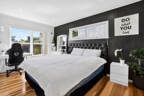 Photo of property in 1/7a Corunna Road, Milford, Auckland, 0620