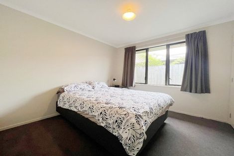 Photo of property in 108u2 Old Farm Road, Hamilton East, Hamilton, 3216