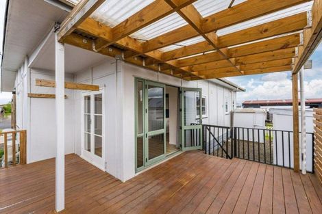 Photo of property in 6 Cambridge Street, Putaruru, 3411