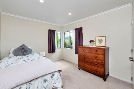 Photo of property in 81 Hillwell Drive, Henderson, Auckland, 0612