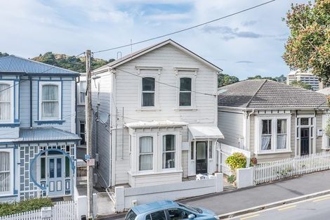 Photo of property in 129 Tasman Street, Mount Cook, Wellington, 6021