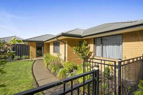 Photo of property in 5 Villa Grove, Ilam, Christchurch, 8041