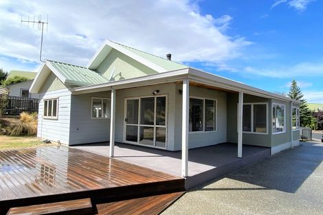 Photo of property in 5 Mount Iron Drive, Wanaka, 9305