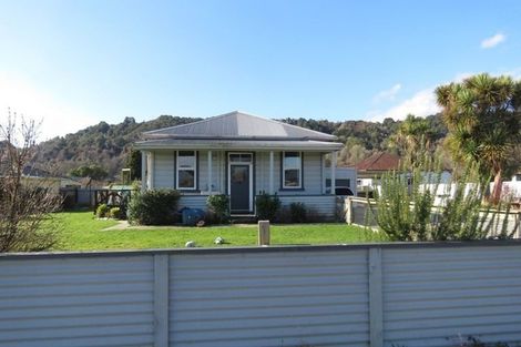 Photo of property in 51 Dick Street, Reefton, 7830