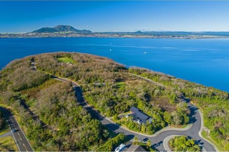 Photo of property in 54 Parawera Drive, Acacia Bay, Taupo, 3330