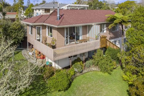 Photo of property in 9 Seakens Way, Glen Eden, Auckland, 0602