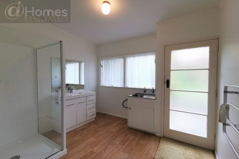 Photo of property in 10 Manuka Street, Orewa, 0931