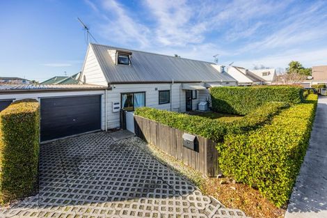 Photo of property in 12/58 Manuroa Road, Takanini, 2112