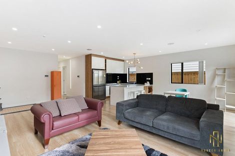 Photo of property in 12 Selwyn Downs Lane, Opaheke, Papakura, 2113