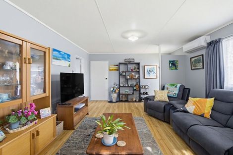 Photo of property in 17a Tainui Street, Castlecliff, Whanganui, 4501