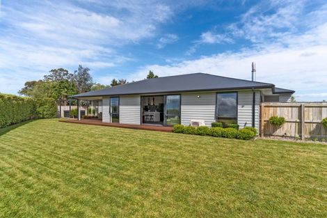 Photo of property in 14 Maple Grove, Solway, Masterton, 5810
