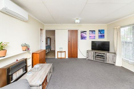 Photo of property in 2 Bethel Court, Milson, Palmerston North, 4414