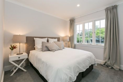 Photo of property in 9 Gillean Street, Havelock North, 4130