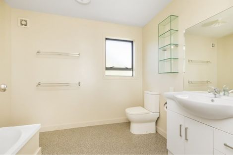 Photo of property in 37 Pikarere Street, Titahi Bay, Porirua, 5022