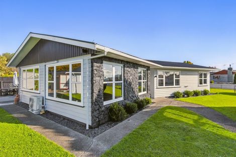 Photo of property in 2 Weld Street, Levin, 5510