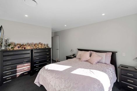 Photo of property in 21 Goldie Drive, Rangiora, 7400