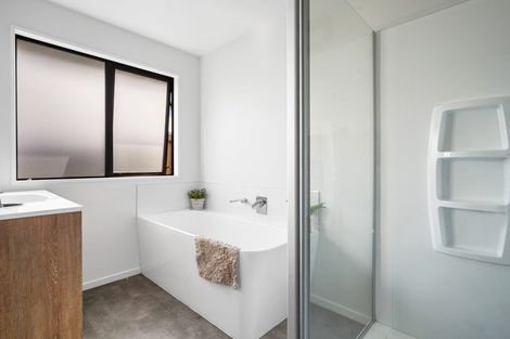 Photo of property in 19 Henshaw Street, Woodend, 7610