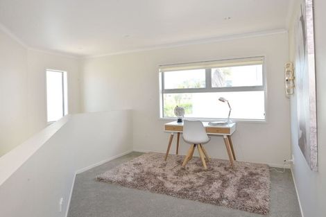 Photo of property in 3 Karauria Lane, Orewa, 0931