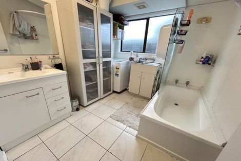 Photo of property in 626 Te Atatu Road, Te Atatu Peninsula, Auckland, 0610