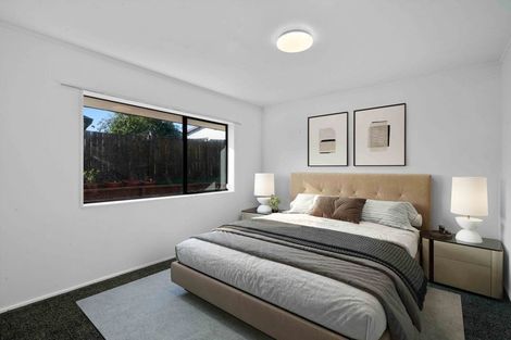 Photo of property in 2/19 Wai Iti Place, Clendon Park, Auckland, 2103