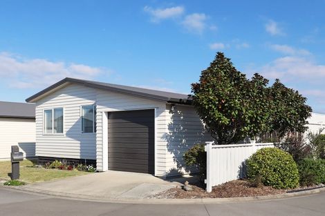 Photo of property in 202/11 Kamahi Crescent, Papamoa Beach, Papamoa, 3118