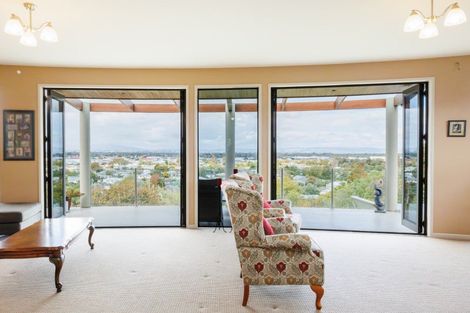 Photo of property in 18 Woodland Grove, Feilding, 4702