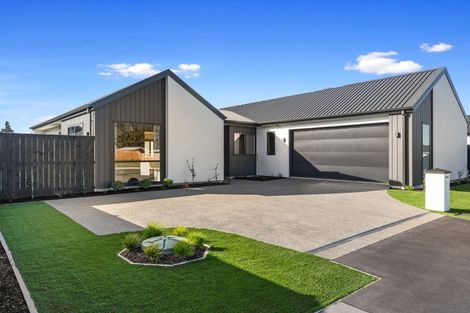 Photo of property in 24 Inch Crescent, Rangiora, 7400