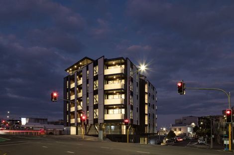 Photo of property in 6d William Roberts Road, Pakuranga, Auckland, 2010